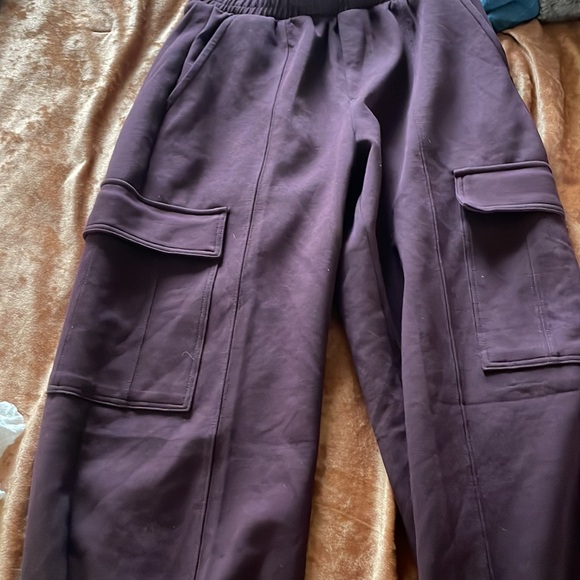 BNWT HIGH RISE WIDE LEG DYNAMIC FLEECE - Picture 4 of 4